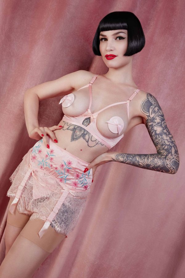 Doris Peach Cupless Stitch Detail Bra Online Sale