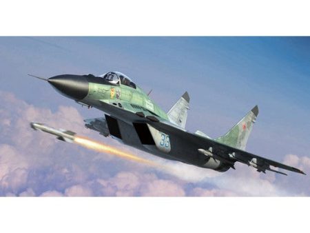 01675 1 72 MIG29C Fulcrum Izdeliye 9.13 on Sale