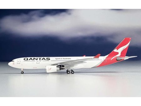 1 400 QANTAS AIRBUS A330200  VHEBN NEW LIVERY For Cheap