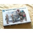 00429 1 35 Modern U.S. Soldiers   Logistics Supply Team Plastic Model Kit Online Sale