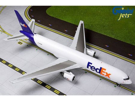 1 200 FEDEX B767300ER(F) N102FE on Sale