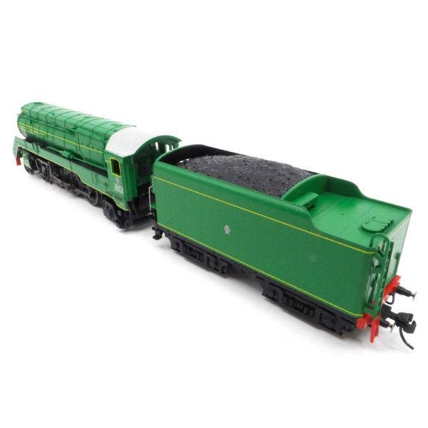 HO C38 3801 Locomotive   The Newcastle Flyer Online Hot Sale