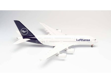 1 200 Lufthansa Airbus A380 Fashion