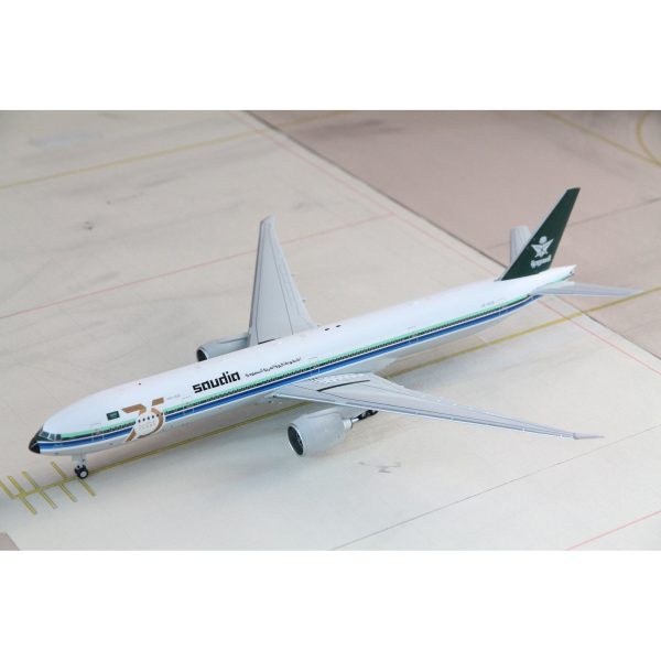 1 200 Saudi Arabian Airlines B777300(ER) Retro (HZAK28) Online Hot Sale