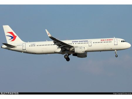 1 400 China Eastern A321200 B8652 Cheap