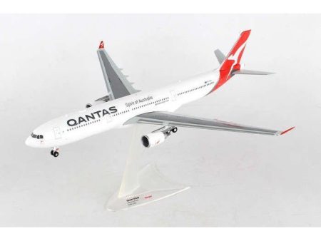 1 200 QANTAS Airbus A330300 2016 Livery VHQPJ For Discount