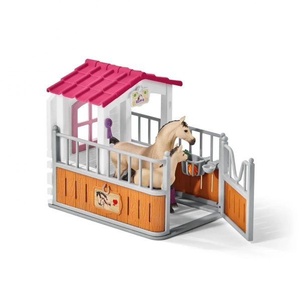 Horse Stall with Horses and Groom Online now